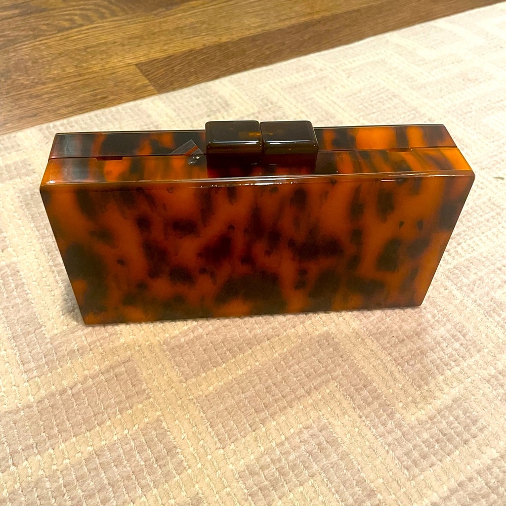 TUCKERNUCK Acrylic Clutch; Tortoise in Color